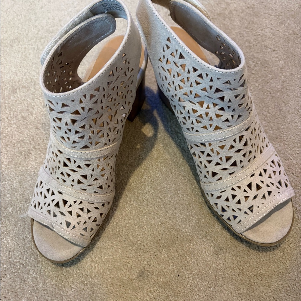 Cream Cut Out Peep-Toe Women's Shoes